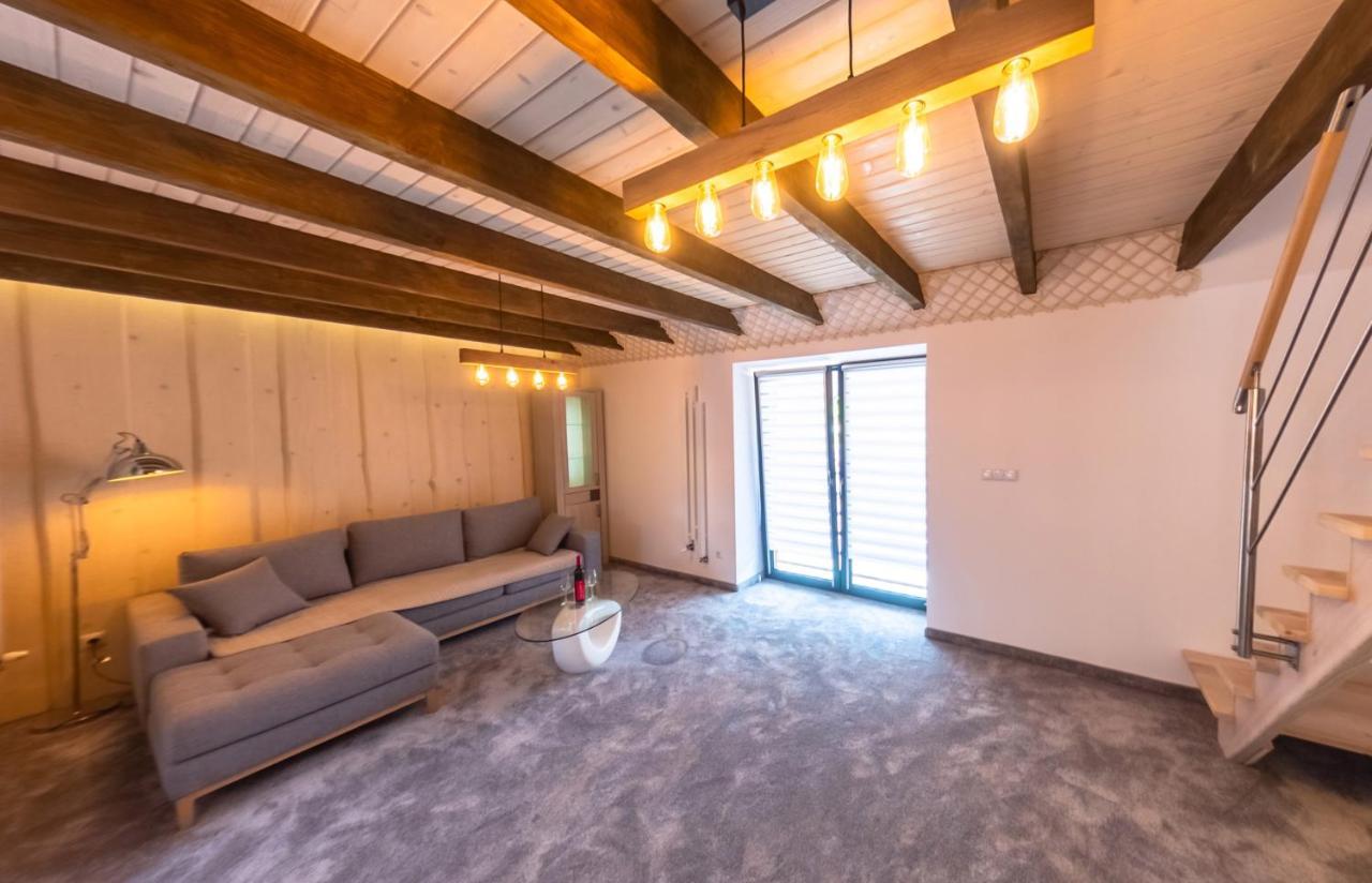 Apartament Huzar Krynica Zdroj Exterior foto